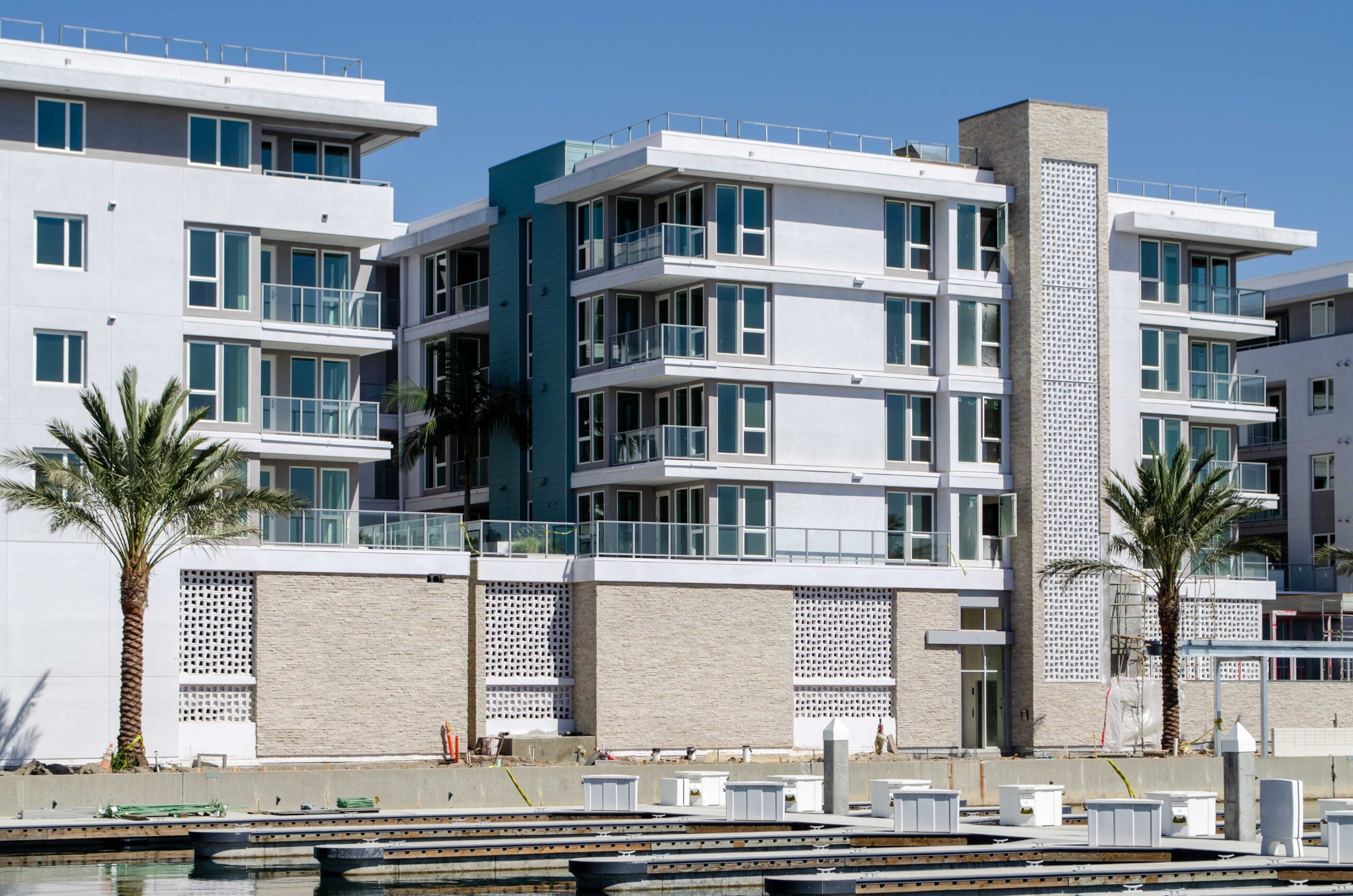 Neptune Marina Apartments