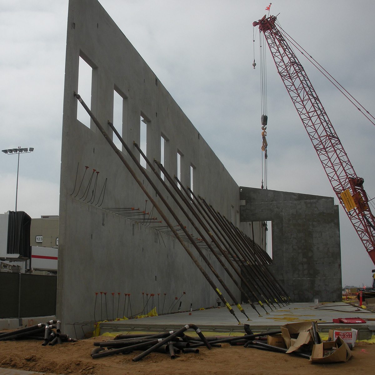 LAX Bus Terminal Largo Concrete