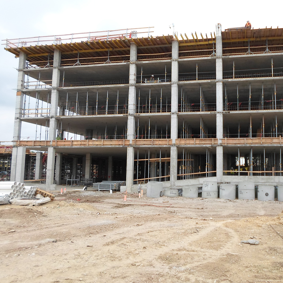 _0000s_0003_Broken Spoke