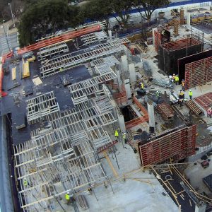 _0001s_0000_The Loren