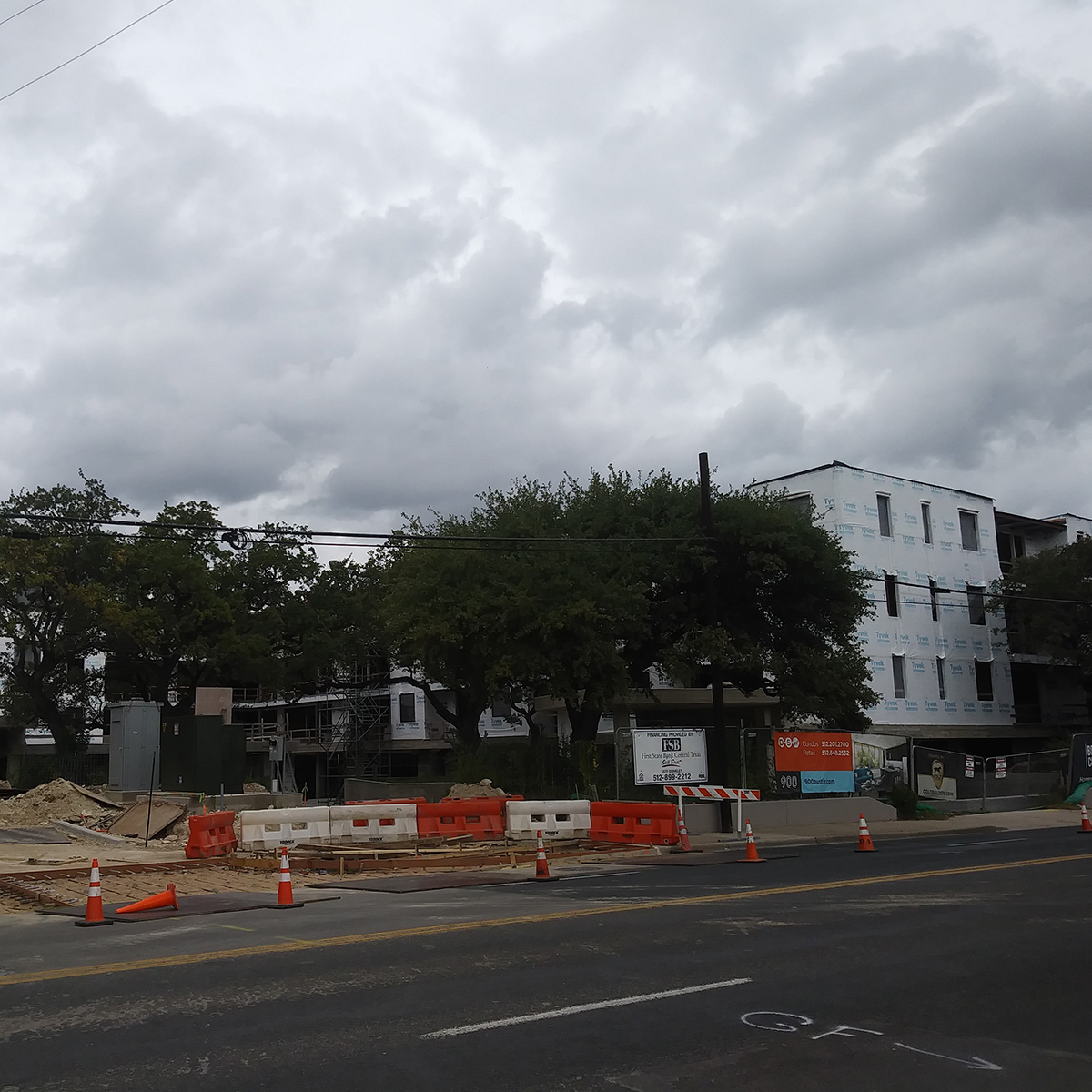 _0001s_0001_900 S First