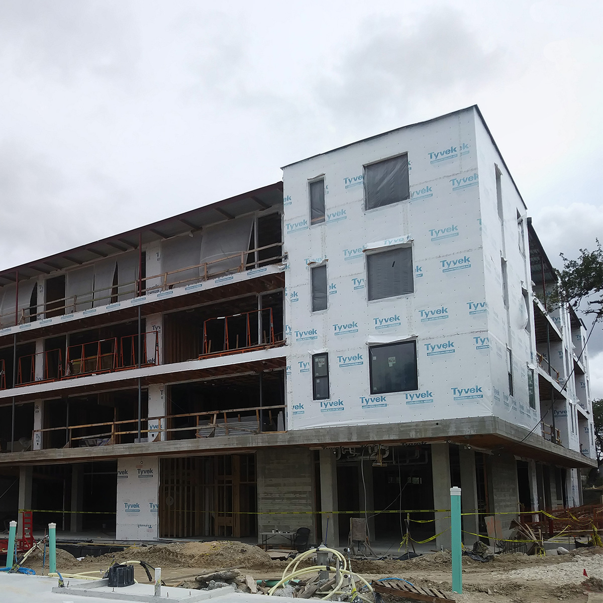 _0001s_0003_900 S First