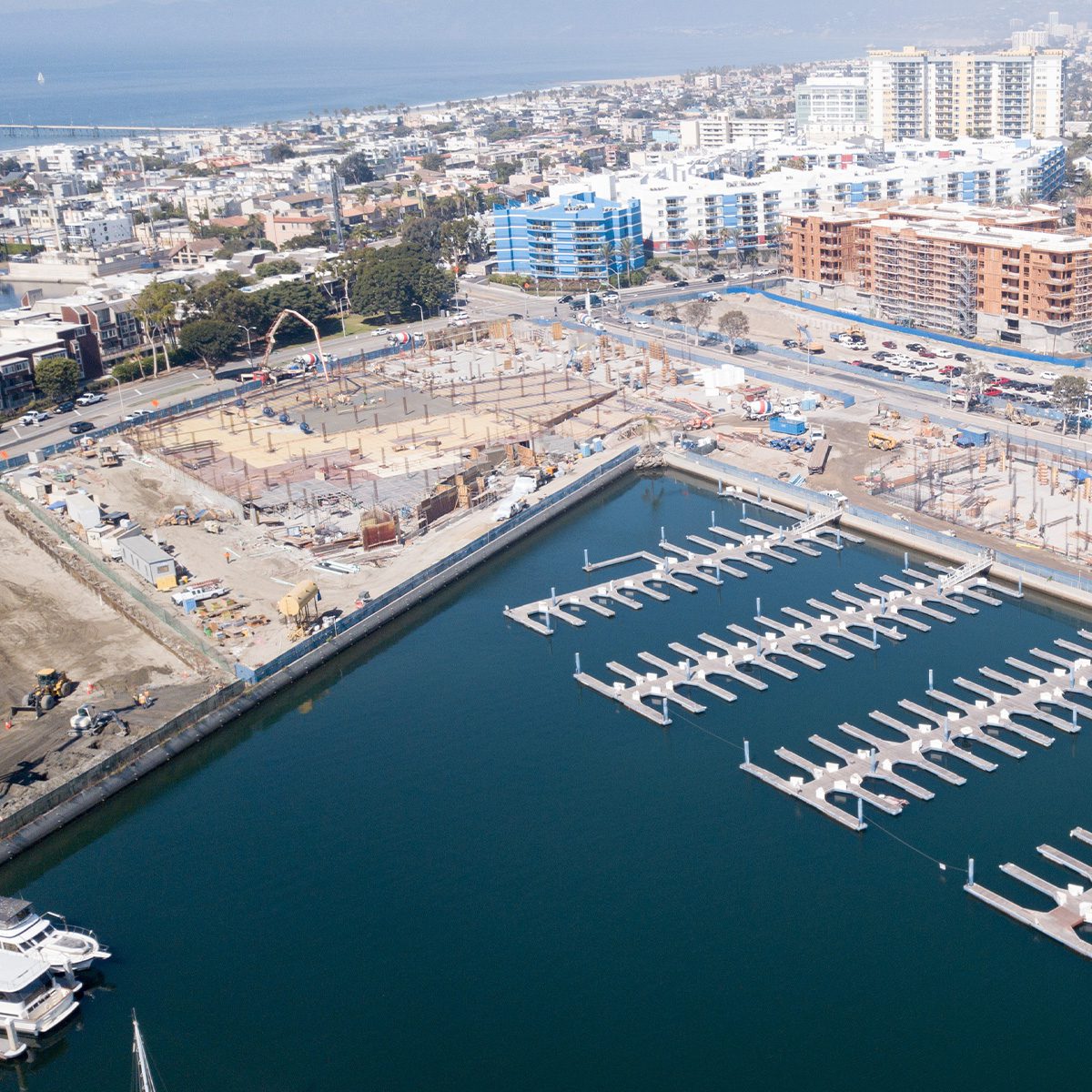 _0001s_0003_Neptune Marina