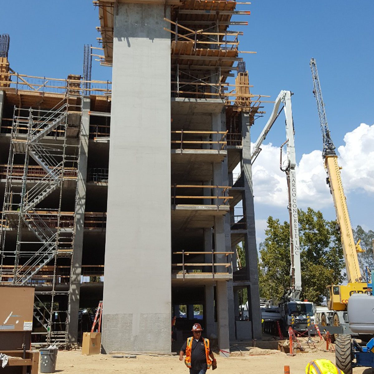 _0001s_0005_Kaiser Santa Clarita PS