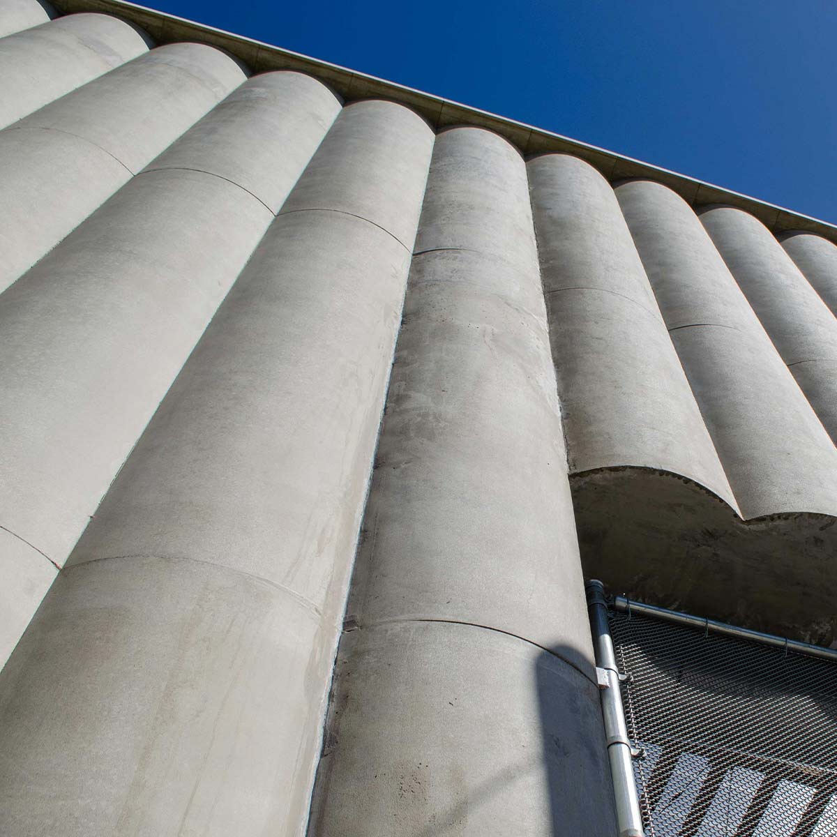 _0002s_0001_UCLA Margo Leaving