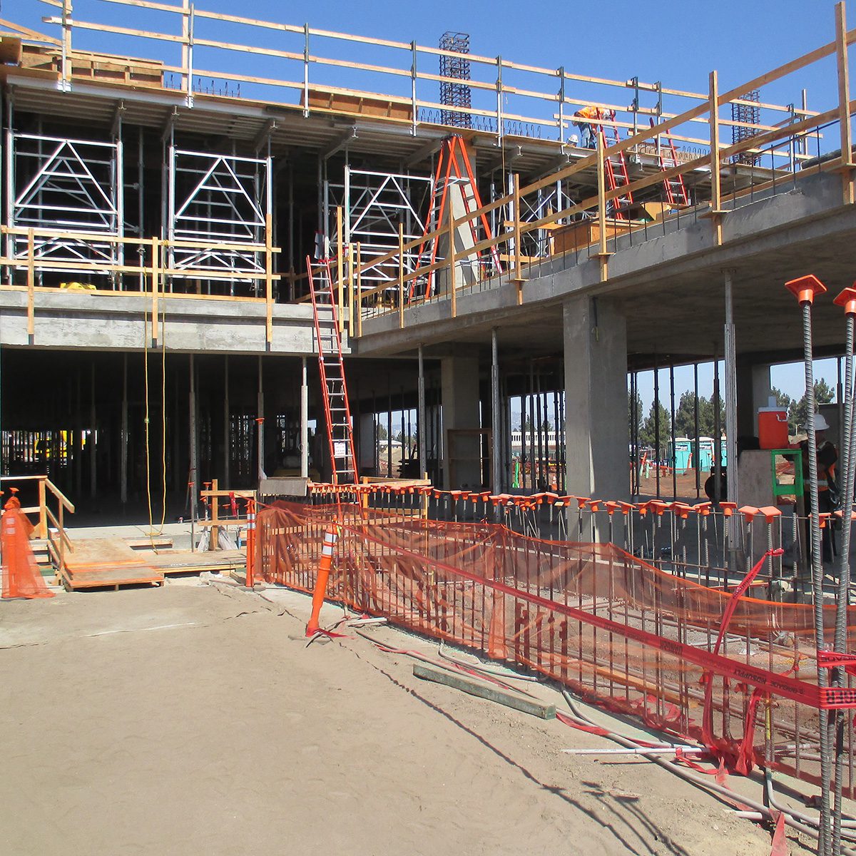 _0004s_0003_Kaiser Baldwin Hills